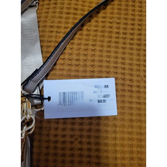 Steve Madden Rare Viral Bevelyn Crossbody Gold Rhinestone Purse Like New READ - Picture 2 of 4